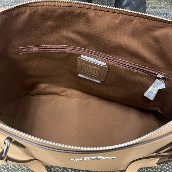 Brand New Beautiful Coach Tote - Picture 3 of 4
